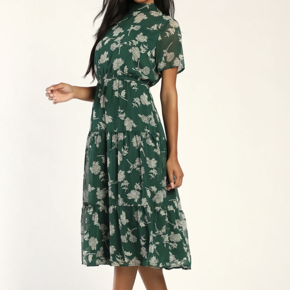 BRAND NEW - Floral Dressed Up Dark Green Floral Print Midi Dress